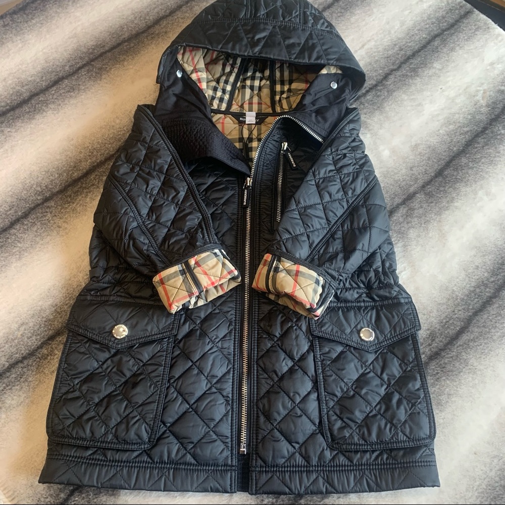 { Burberry } Trey Check Printed Quilted Coat - Picture 2 of 9